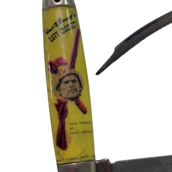 3 Vintage 1950s Small Pocket Knives w Walt Disney's Fess Parker as Davy Crockett - Picture 2 of 3
